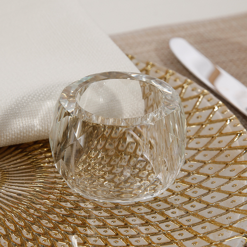 rond de serviette transparent pour banquet