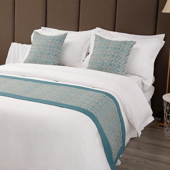 Geometric 5 stars hotel bed runner